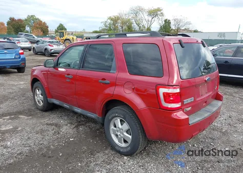 2011 Ford Escape Xlt из США, поврежденный, VIN 1FMCU9DG6BKA72174
